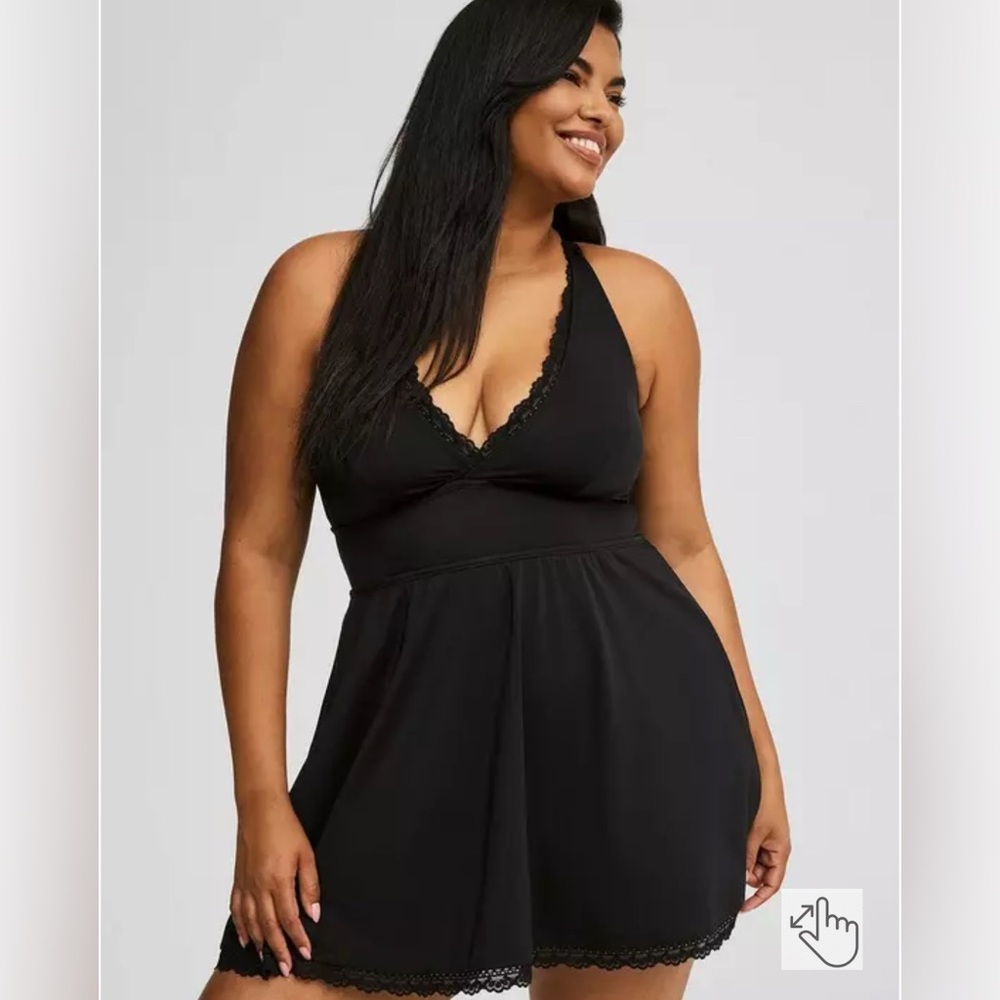 Wireless Mid Lace Trimmed Swim Dress